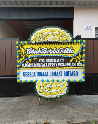 Papan Bunga Duka di Pancatengah